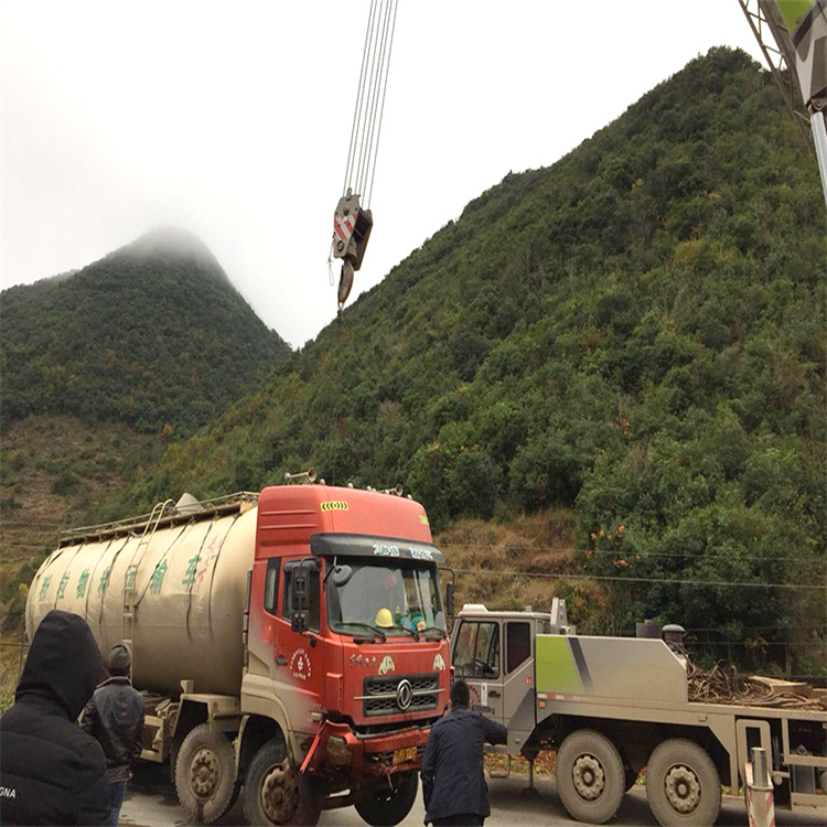 临泉道路救援大型车辆吊装